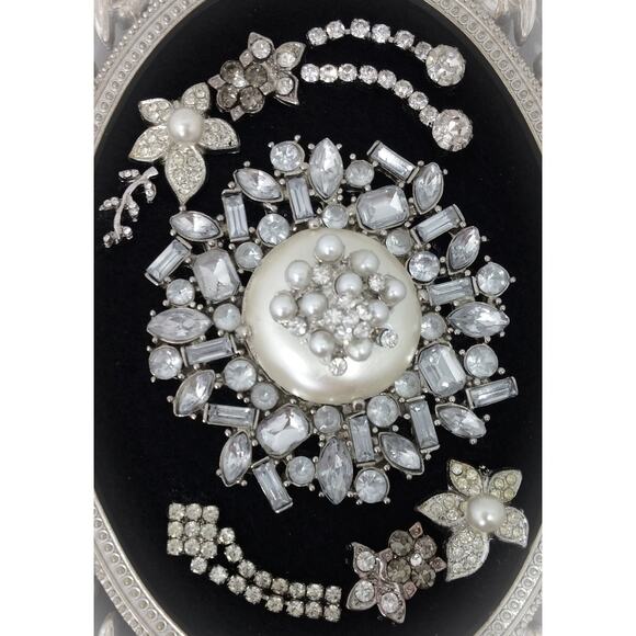 PRICE DROP! Hand Crafted Framed Floral Art - Vintage Mid-Century Rhinestone - Picture 9 of 14